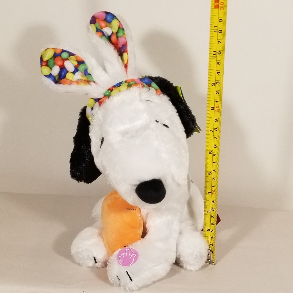 Snoopy Easter Bunny Carrot Animated Musical Plush 2018 NWT Peanuts